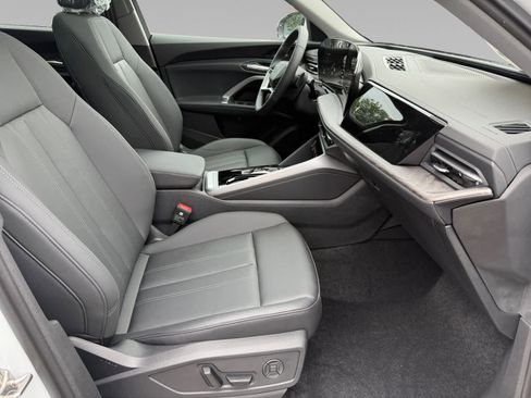 New 2025 Audi Q5 Premium Plus image 9