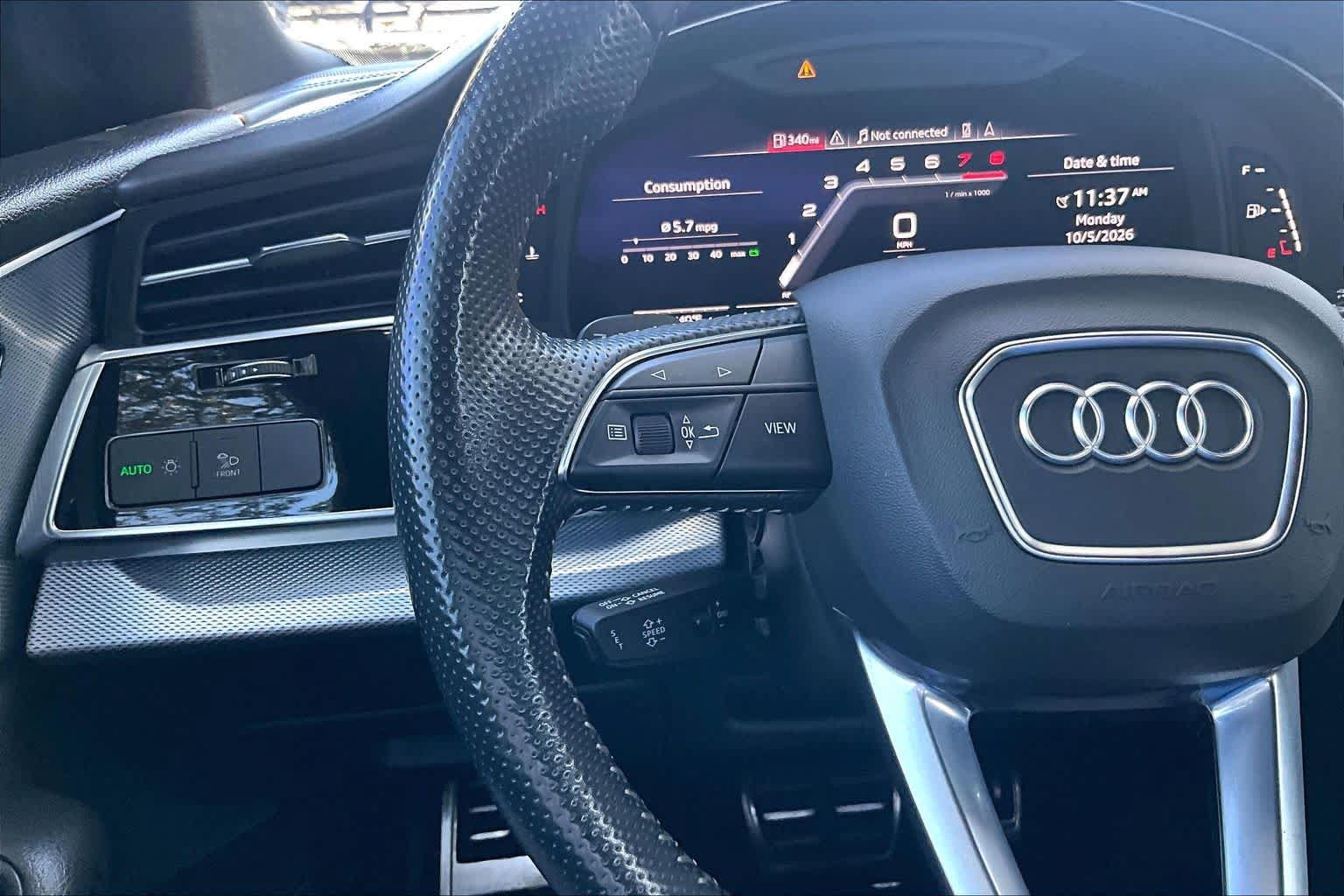 Used 2020 Audi SQ8 Premium Plus AWD/4WD image 24