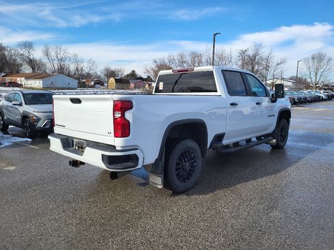 Used 2023 Chevrolet Silverado 2500 LT image 13