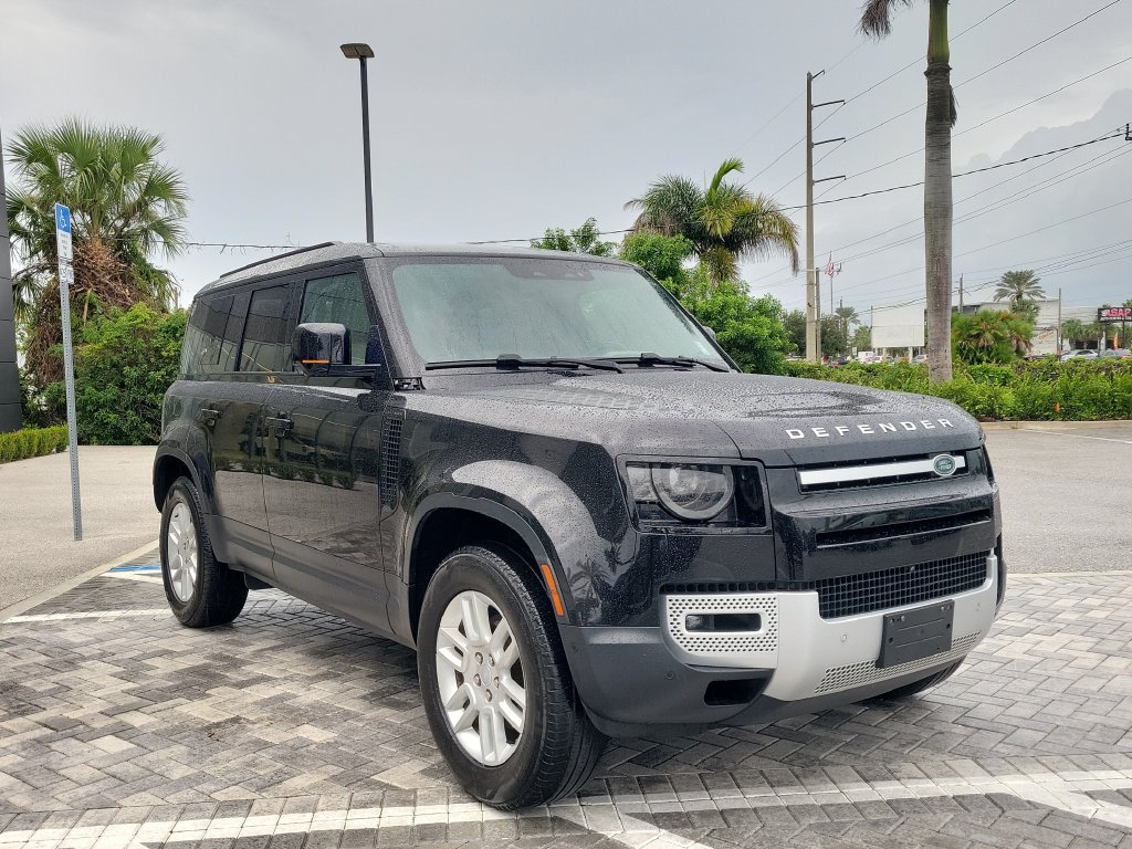 Used 2022 Land Rover Defender 110 S AWD/4WD image 7