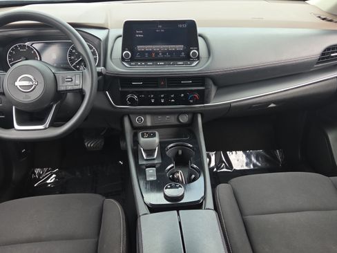 Used 2023 Nissan Rogue S AWD/4WD image 13