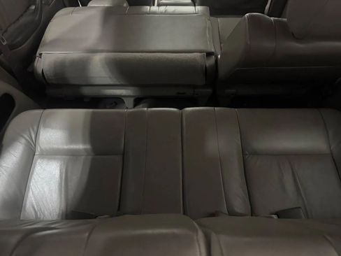 Used 2003 Toyota Sequoia Limited image 30