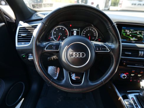 Used 2017 Audi Q5 3.0T Premium Plus w/ Technology Package image 19