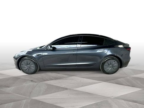 Used 2025 Tesla Model 3 RWD image 5