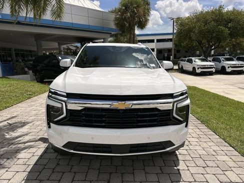 Used 2025 Chevrolet Tahoe LS AWD/4WD image 18
