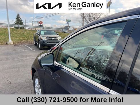 Used 2017 Chrysler Pacifica Touring image 23