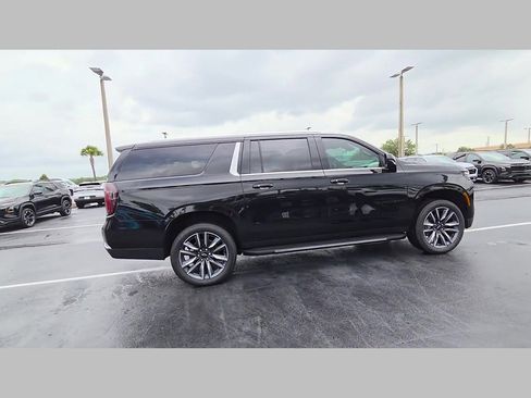 New 2026 Chevrolet Suburban LS w/ LS Custom Edition RWD image 19