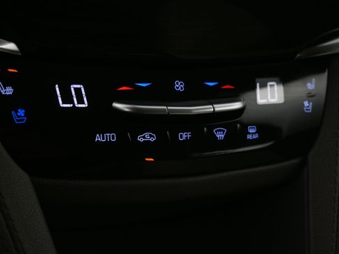 Used 2023 Cadillac XT6 Premium Luxury image 26