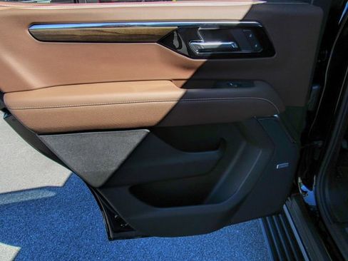 New 2026 Chevrolet Tahoe High Country image 16