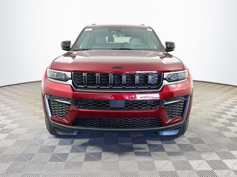 New 2026 Jeep Grand Cherokee L 4WD image 4