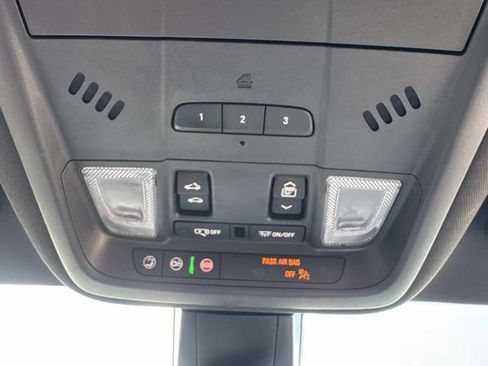 Used 2023 Cadillac XT6 Luxury FWD image 22