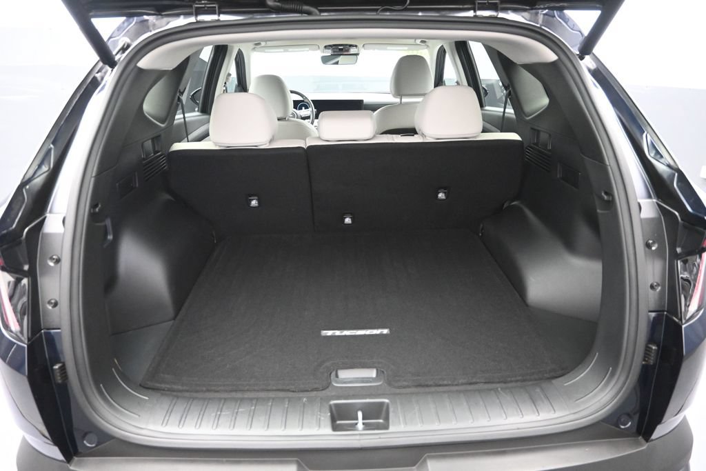 Used 2025 Hyundai Tucson SEL AWD/4WD image 34