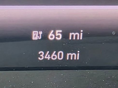 Used 2025 Jeep Wagoneer S Launch Edition image 34