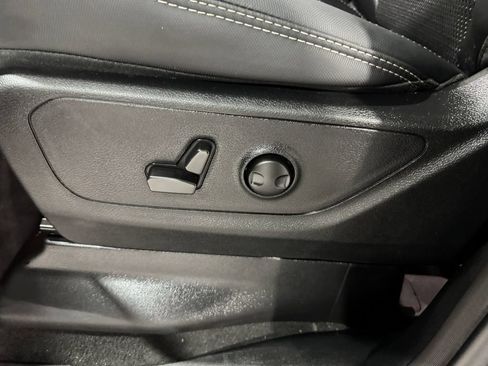 Used 2022 RAM 1500 Sport w/ Rebel Level 2 Equipment Group AWD/4WD image 17