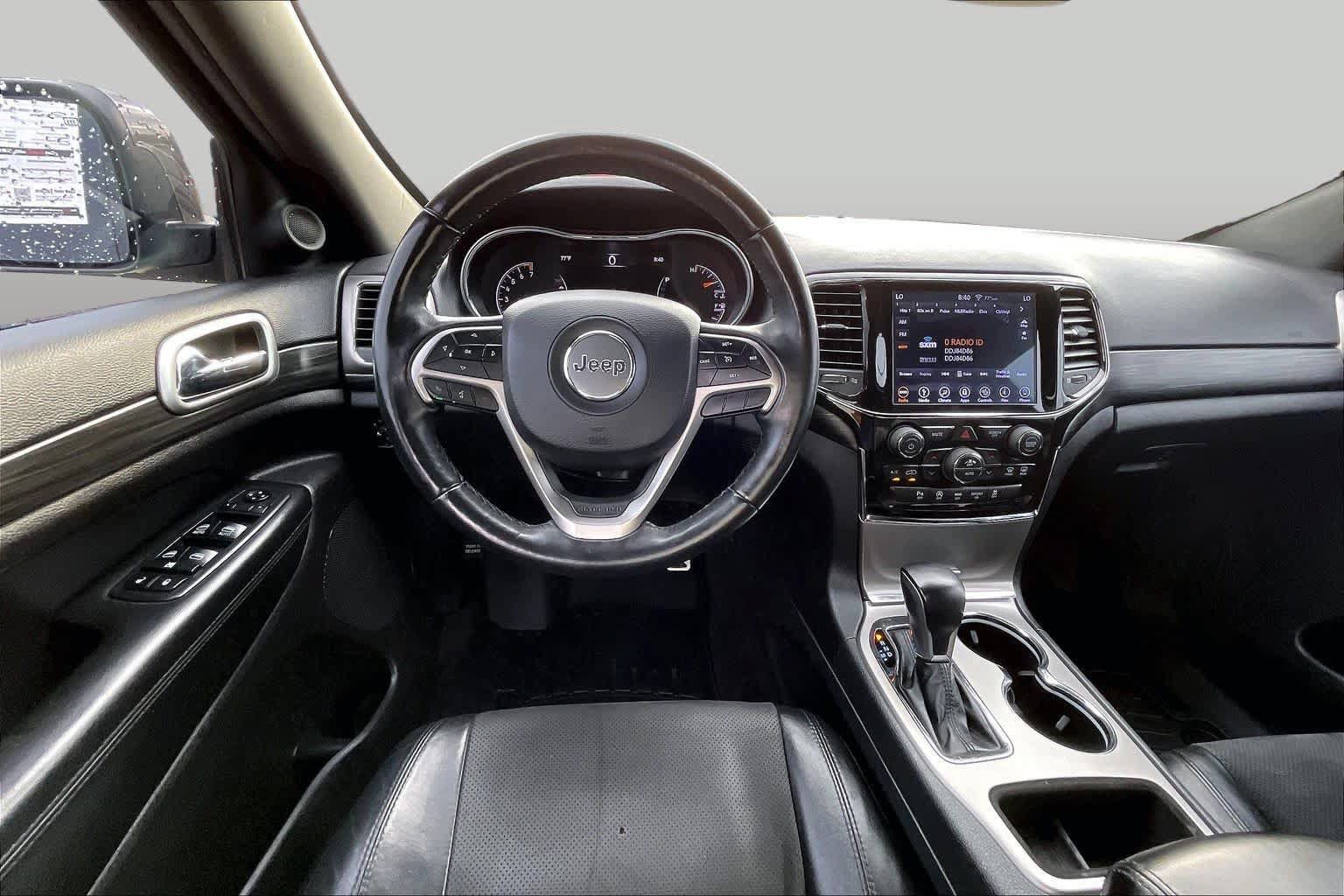 Used 2019 Jeep Grand Cherokee Altitude AWD/4WD image 6