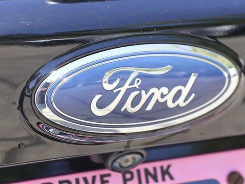 Used 2017 Ford Escape SE w/ Equipment Group 201A AWD/4WD image 13