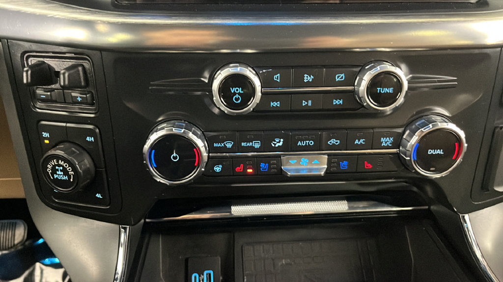 Used 2022 Ford F150 Lariat w/ Equipment Group 502A High AWD/4WD image 26