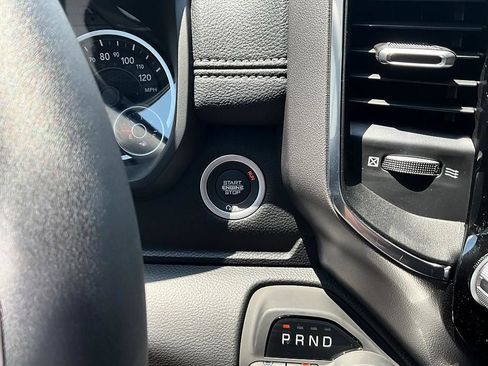 New 2026 RAM 1500 Laramie w/ Laramie Preferred Package AWD/4WD image 18