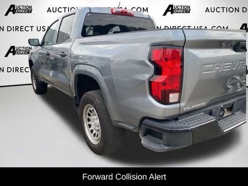 Used 2023 Chevrolet Colorado W/T image 12