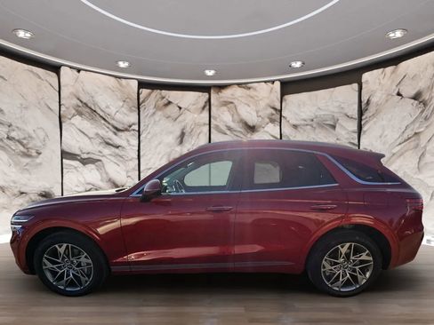 Used 2023 Genesis GV70 2.5T w/ Advanced Package image 4