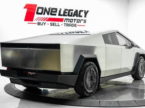 Used 2024 Tesla Cybertruck Cyberbeast AWD/4WD image 6