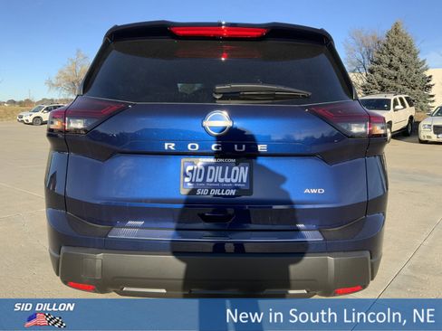 New 2026 Nissan Rogue SV w/ Cold Weather Package image 4