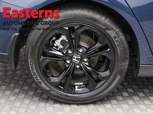 Used 2025 Honda Accord SE image 29