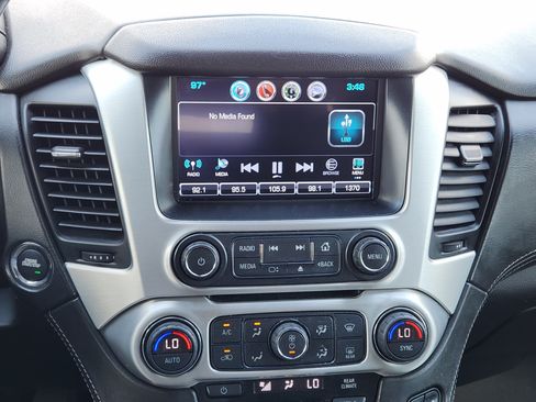 Used 2018 GMC Yukon XL SLT RWD image 16