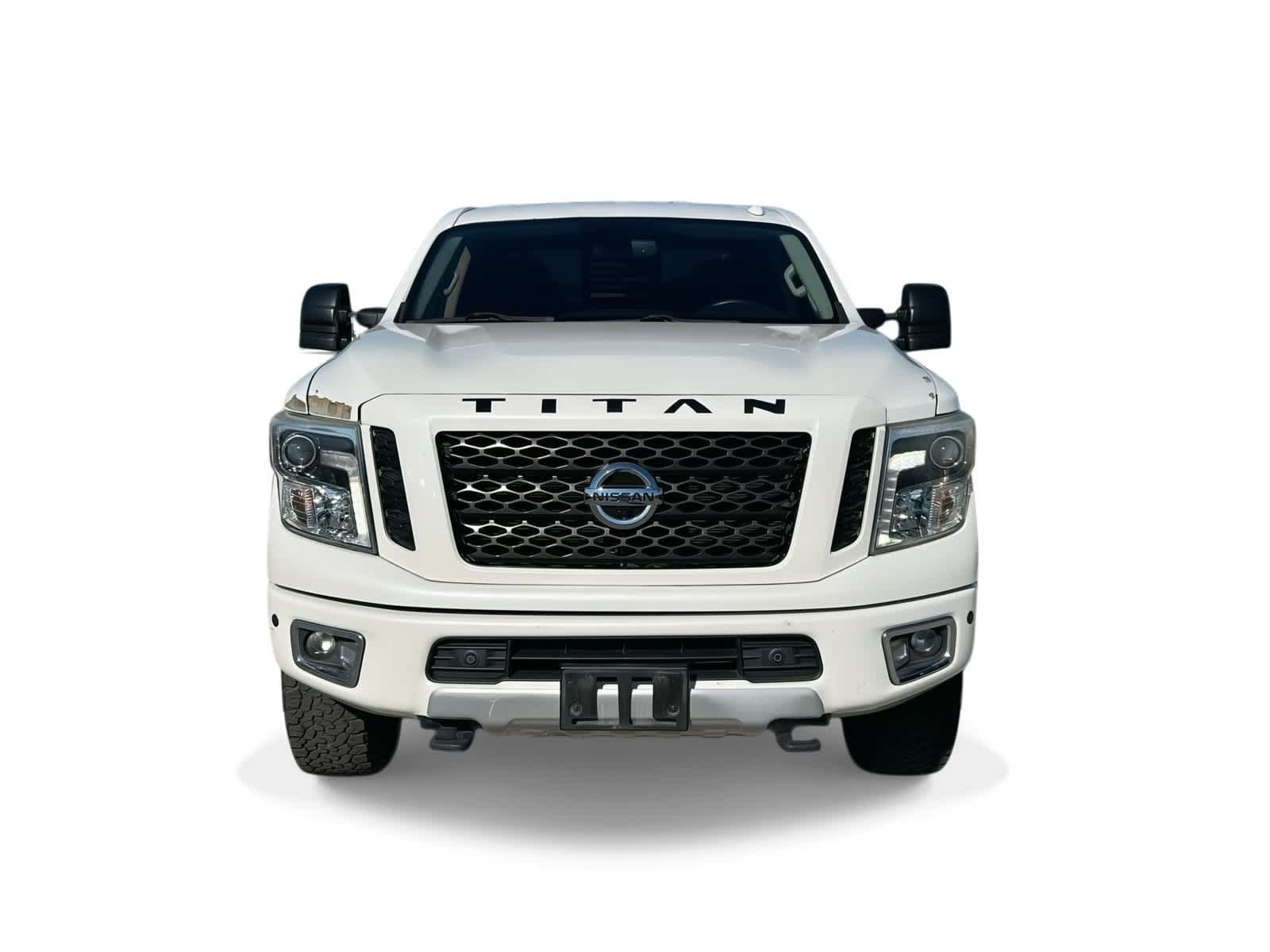 Used 2017 Nissan Titan PRO-4X w/ Pro-4x Convenience Package AWD/4WD image 3