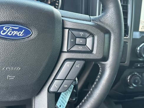 Used 2018 Ford F150 XLT w/ Equipment Group 302A Luxury AWD/4WD image 25