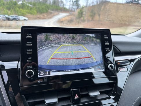 Used 2024 Toyota Camry XSE FWD image 30