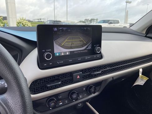 Used 2025 Honda HR-V LX image 36