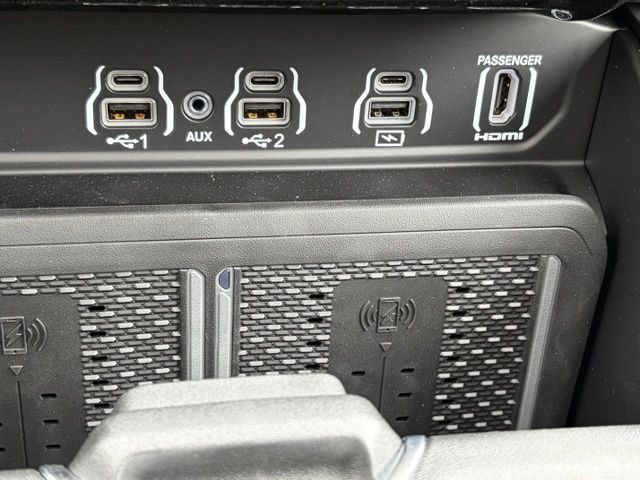 New 2026 RAM 2500 Rebel w/ Rebel Level 2 Equipment Group AWD/4WD image 23