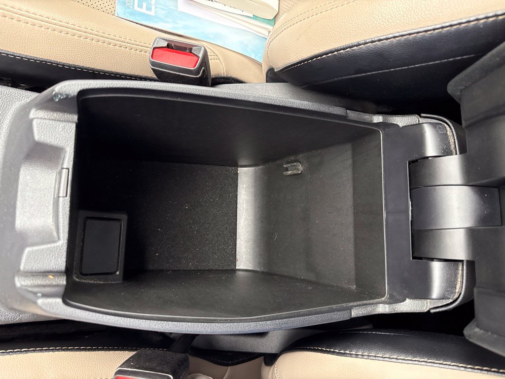 Used 2021 Ford Escape SEL w/ Technology Package FWD image 18