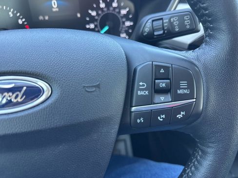 Used 2021 Ford Escape SE w/ SE Sport Appearance Package image 27