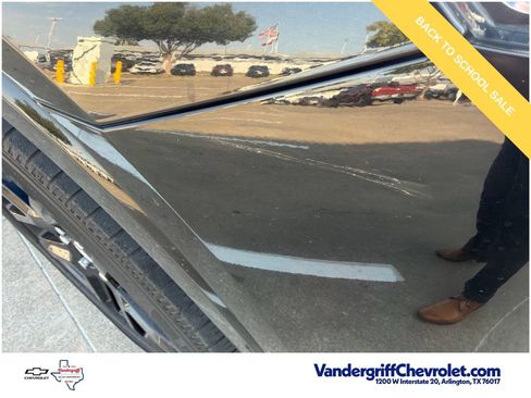 Used 2021 Chevrolet Traverse Premier w/ Redline Edition FWD image 6