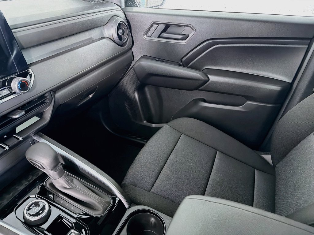 New 2026 Chevrolet Colorado Trail Boss AWD/4WD image 16