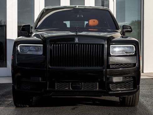 Certified 2024 Rolls-Royce Cullinan Black Badge w/ Driver's Package image 4