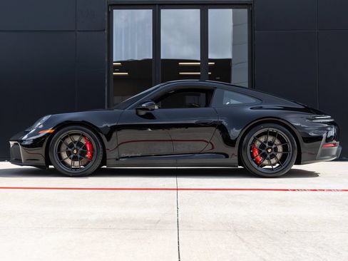 Certified 2026 Porsche 911 Carrera GTS RWD image 2