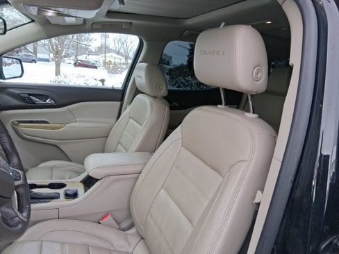 Used 2018 GMC Acadia Denali image 12