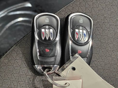Used 2024 Buick Encore GX Preferred FWD image 12