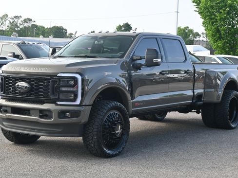 Used 2026 Ford F450 Platinum w/ Platinum Plus Package AWD/4WD image 5