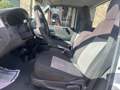 Used 2004 Ford Ranger XLT image 11