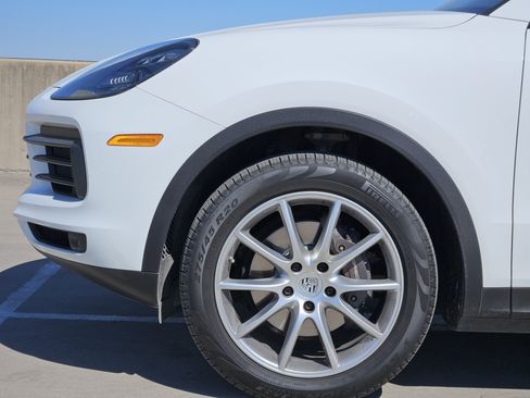 Certified 2020 Porsche Cayenne image 13