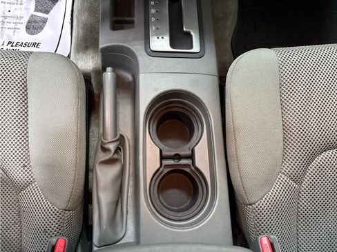 Used 2016 Nissan Frontier SV image 30