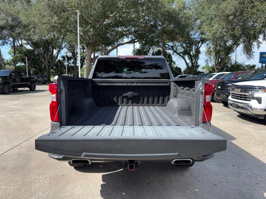 Used 2021 Chevrolet Silverado 1500 Custom Trail Boss AWD/4WD image 27