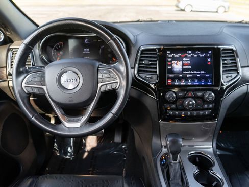 Used 2019 Jeep Grand Cherokee High Altitude AWD/4WD image 13