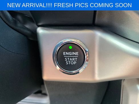 Used 2024 Ford Expedition Max XLT image 13