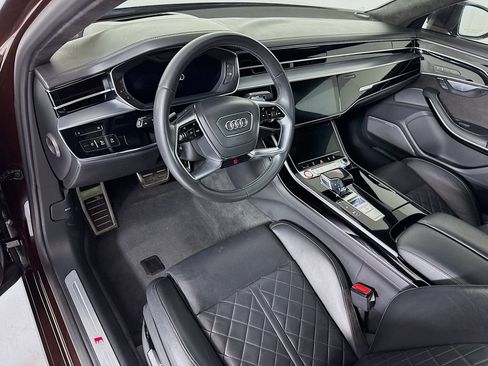 Used 2020 Audi S8 L image 9