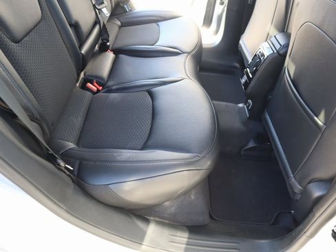 New 2026 Jeep Compass Latitude image 14